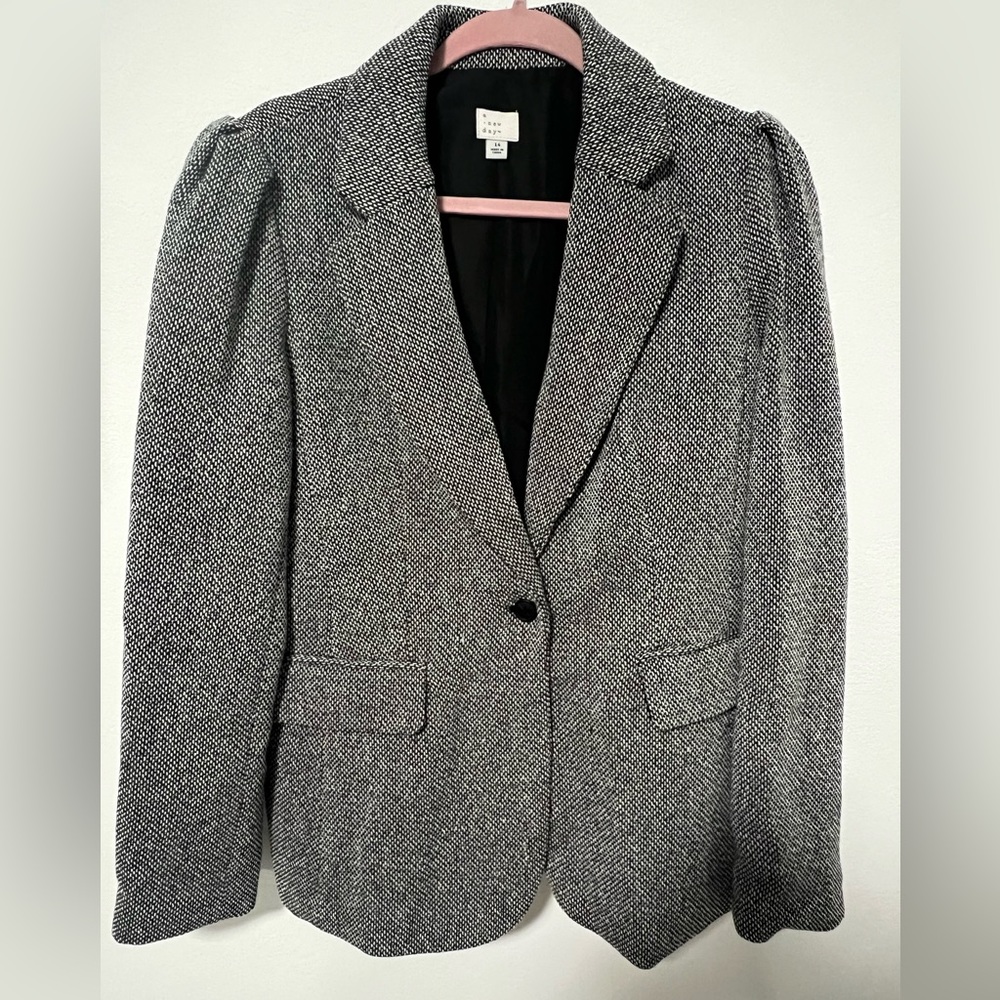 Puff Sleeve Wool Blend Blazer, size 14